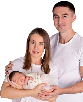 Couple receiving personalized fertility treatment